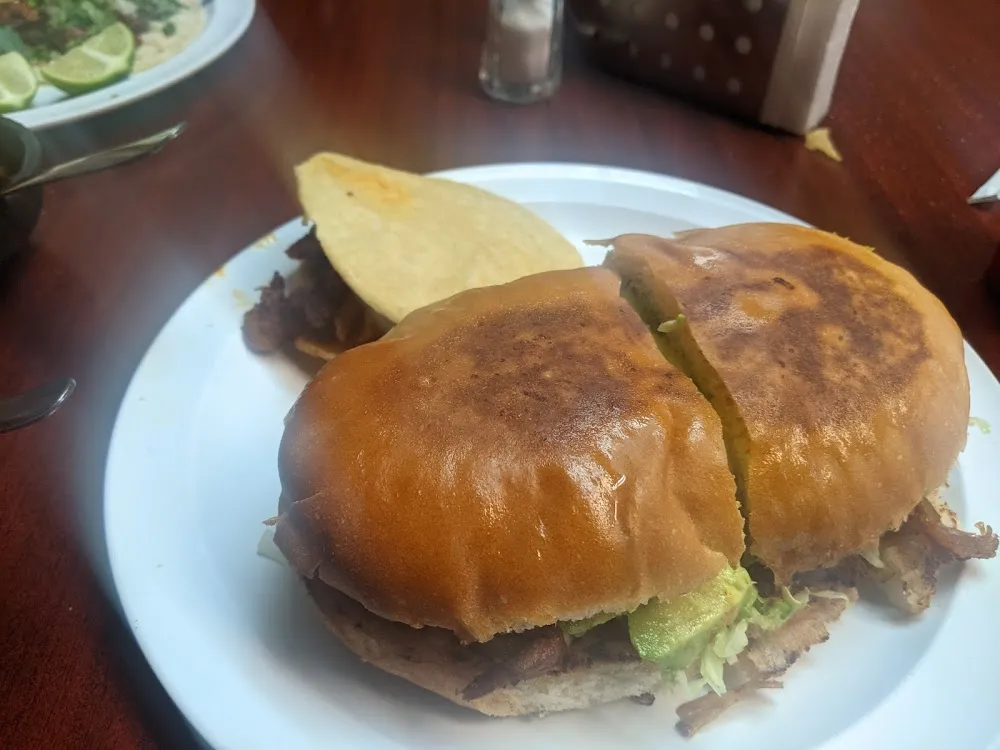 Cubana Torta Al Pastor Gordita